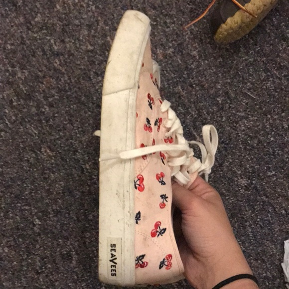 Cherry Seavees x Jcrew Sneakers - Picture 3 of 5